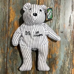 ⚾️NWT Vintage 1998 N.Y. Yankees #39 Strawberry MLB Plush Beanie Bear Collectible